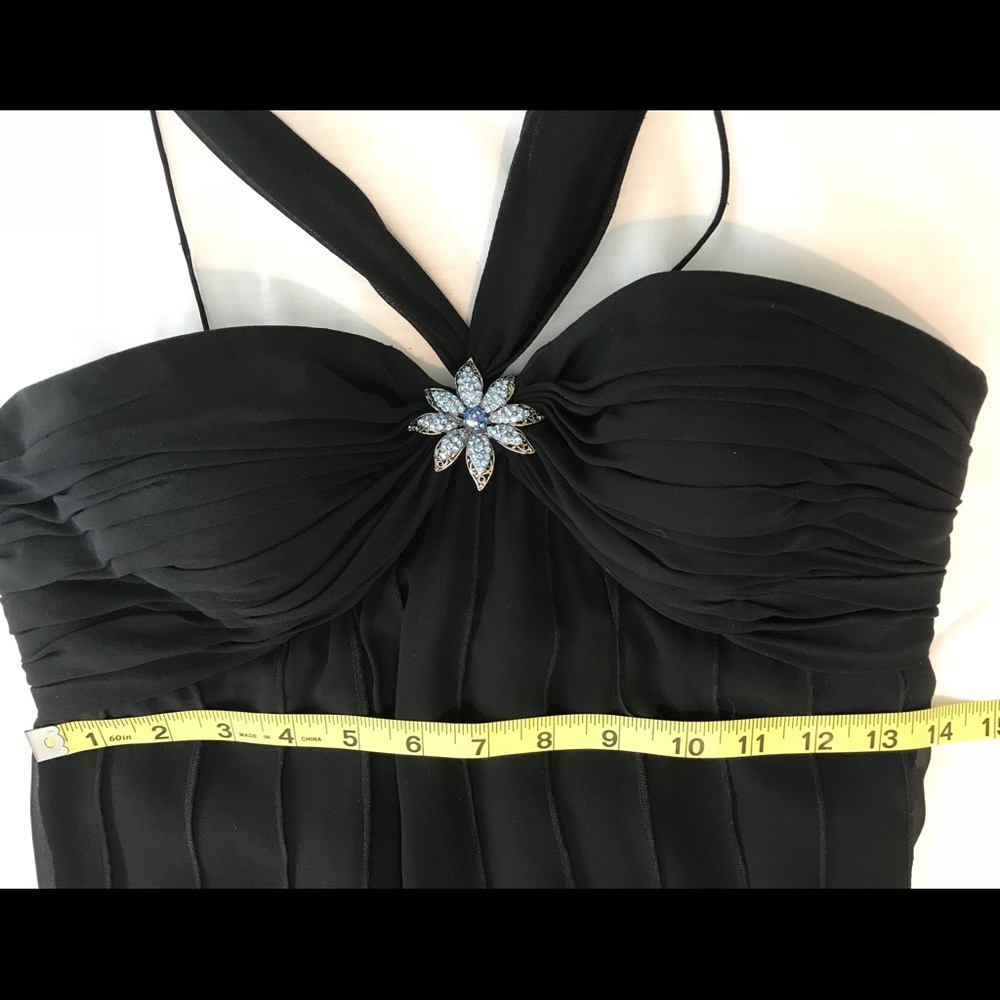 Fine Feathers black silk goddess gown size 4 - Picture 5 of 9